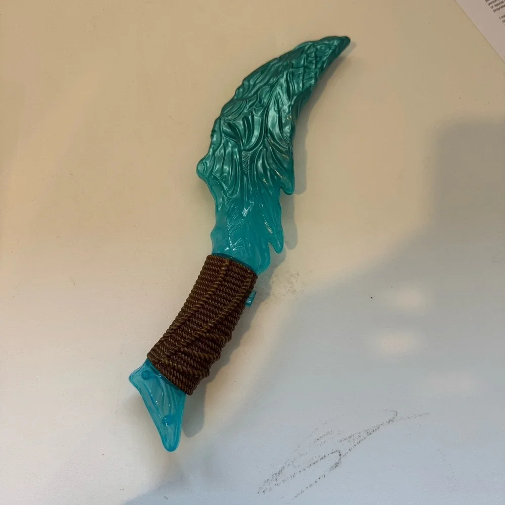 Disney Parks Na'vi Light-Up Knife Toy – Avatar: The Way of Water